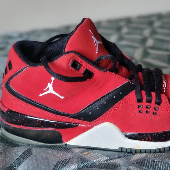 Nike Air Jordan Flight 23 – Size 6 Youth Red Suede Upper - Picture 1 of 6